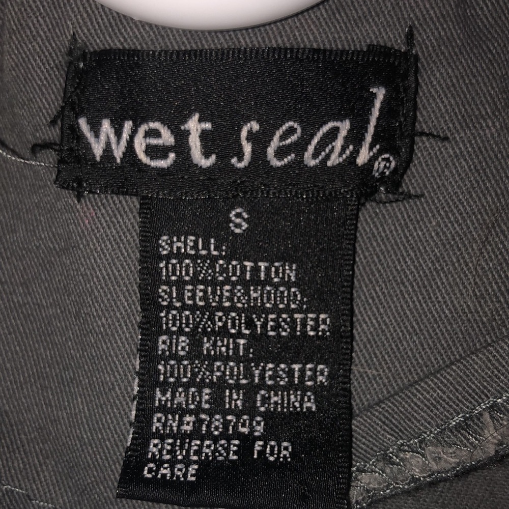 Gray jacket - Picture 2 of 4